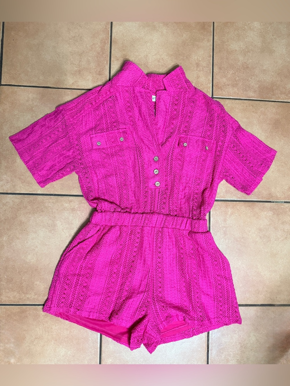 New In Fuchsia Pink Crochet Lace Romper Shorts Jumpsuit Women's Size Large